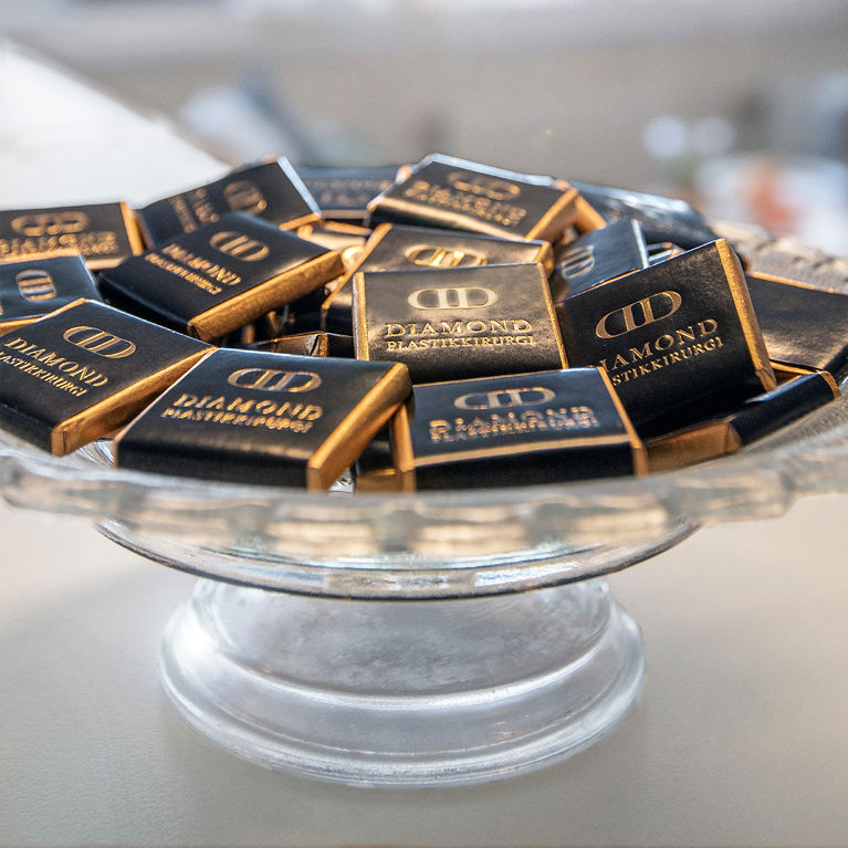 Chokladfyrkanter med folietryck