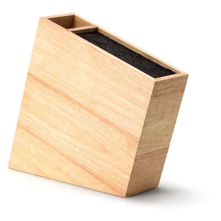 Lutande flexibelt knivblock med extra fack