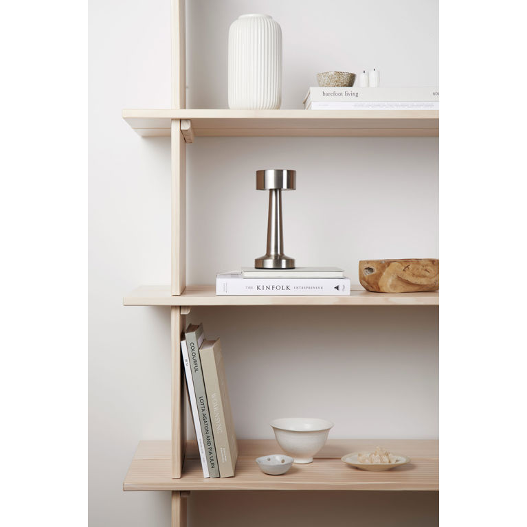 Maris RCS återvunnen ABS bordslampa