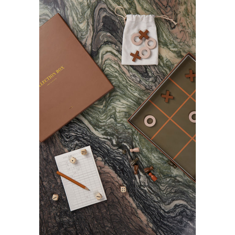 Coffee table collection box